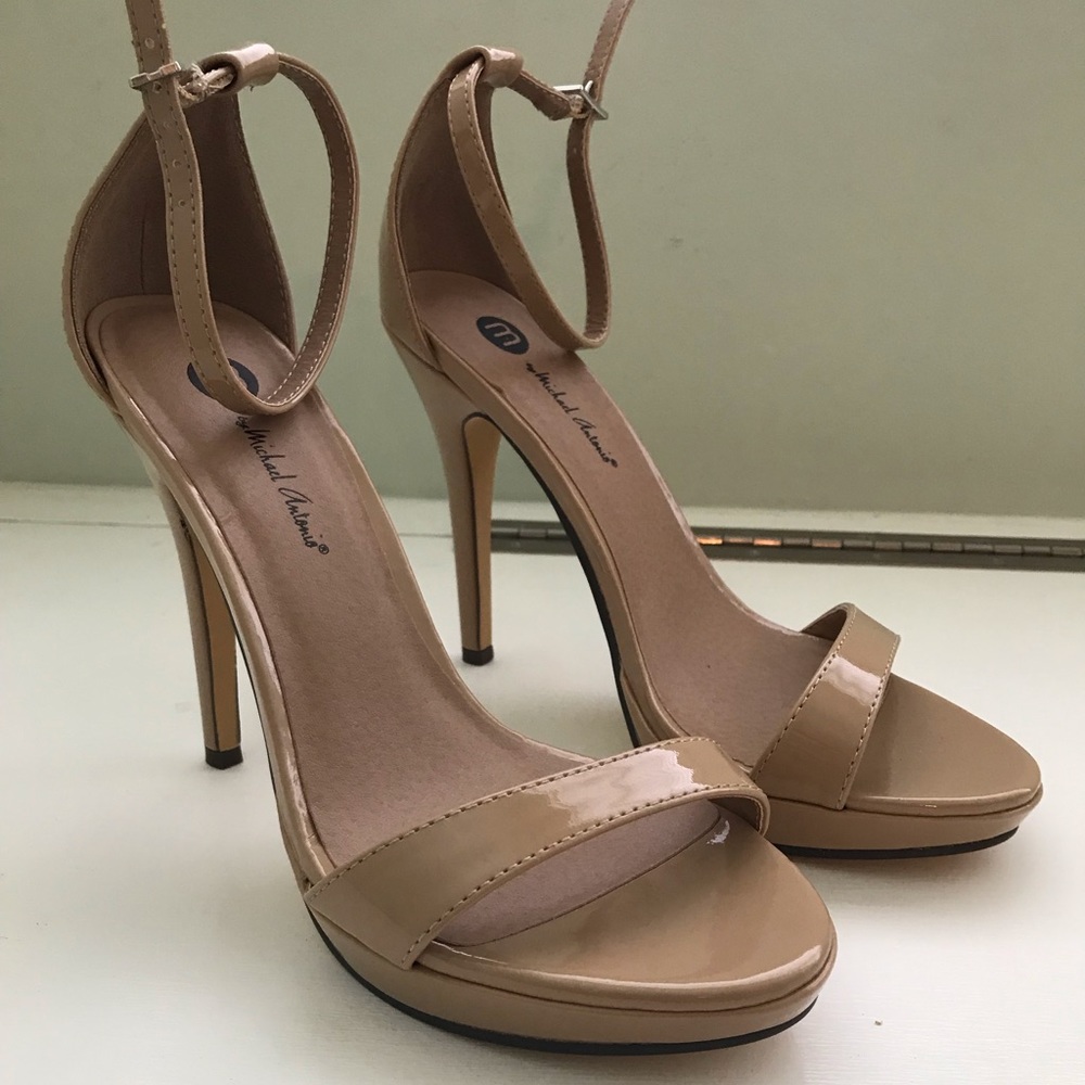Michael Antonio heels